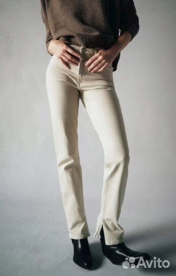 Джинсы бежевые с разрезами zara