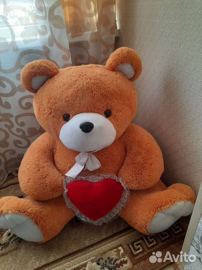 Плюшевый медведь