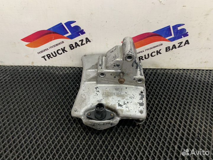 Кронштейн блока управления двигателем