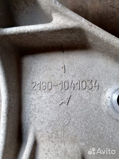 Кронштейн генератора granta