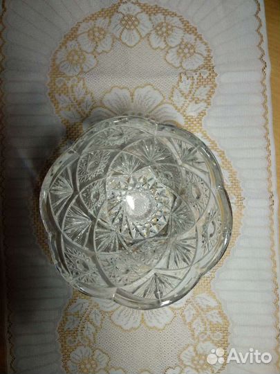 Ваза хрустальная