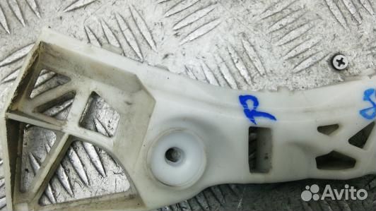 Крепление бампера заднее mazda 3 1 (HBR14HN01)