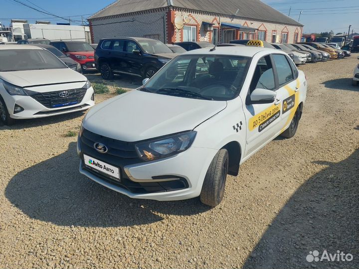 LADA Granta 1.6 МТ, 2022, 35 000 км