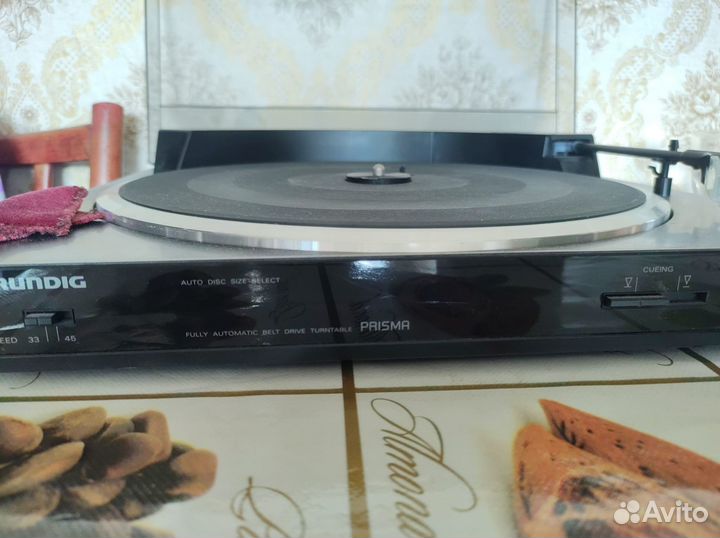 Проигрыватель винила Grundig Prisma,новый, Япония