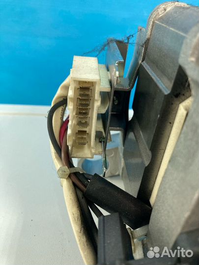 Двигатель стиральной машины Zanussi