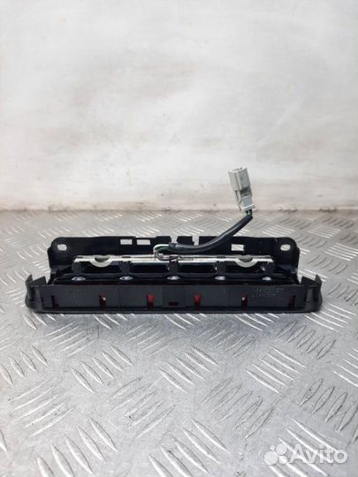 Стоп-сигнал Honda Civic хэтчбэк 5 дв. 1.6 D16V1