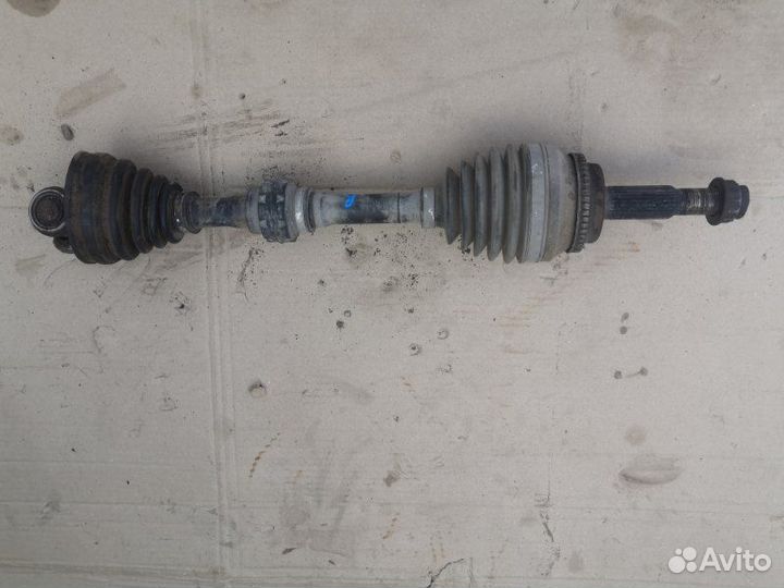 Привод (полуось) передний правый Toyota Camry