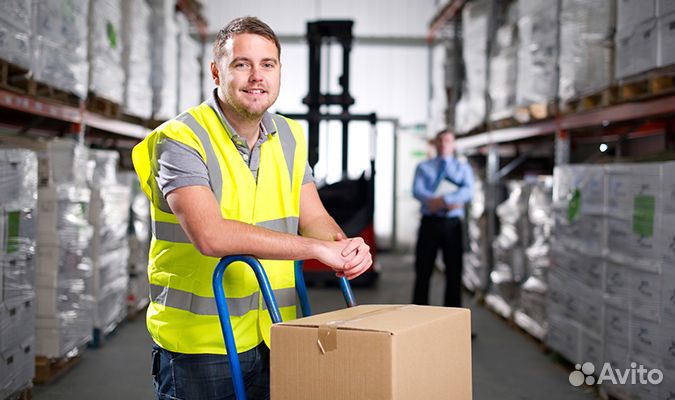 Грузчик на пресс