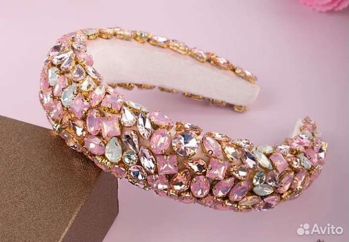 Ободок для волос со стразами