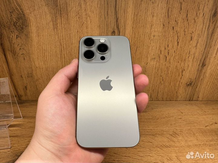 iPhone 15 Pro, 128 ГБ