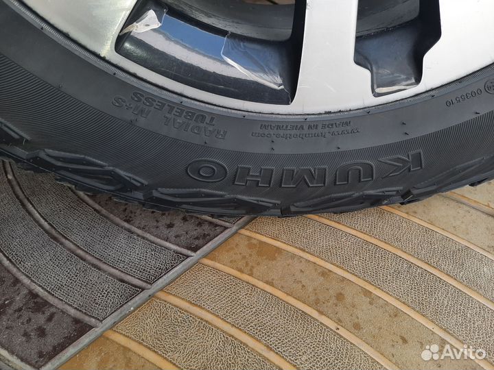 Kumho Road Venture MT51 265/60 R18 80