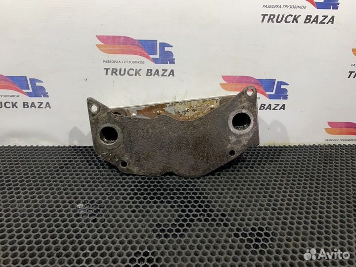 61500010334 Радиатор масляный (Теплообменник)