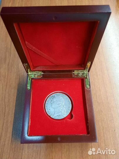 Футляр для монет