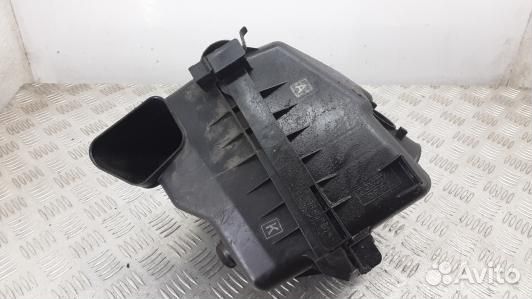 Корпус воздушного фильтра toyota auris E150 (93X34