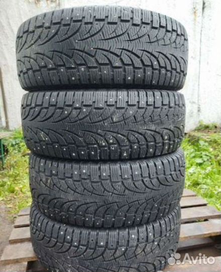 Pirelli Winter Carving Edge SUV 235/60 R17