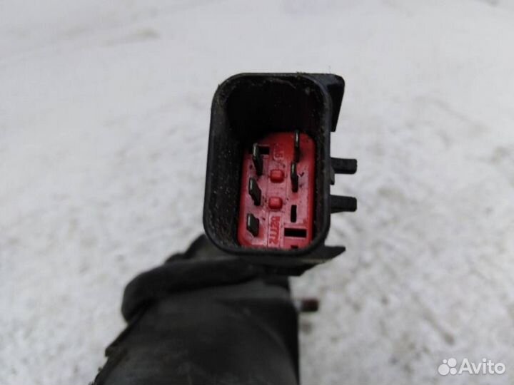 Моторчик стеклоочистителя передний