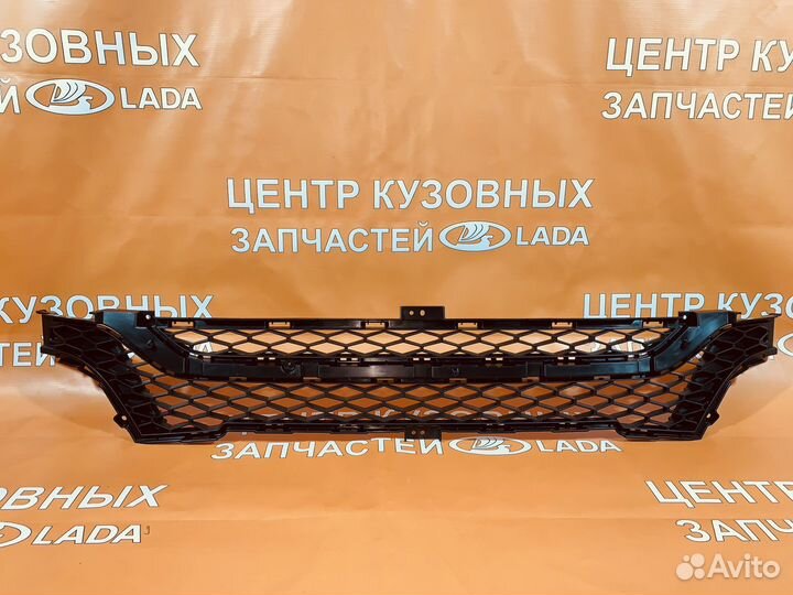 Решетка пер бампера нижняя LADA Vesta SW Cross