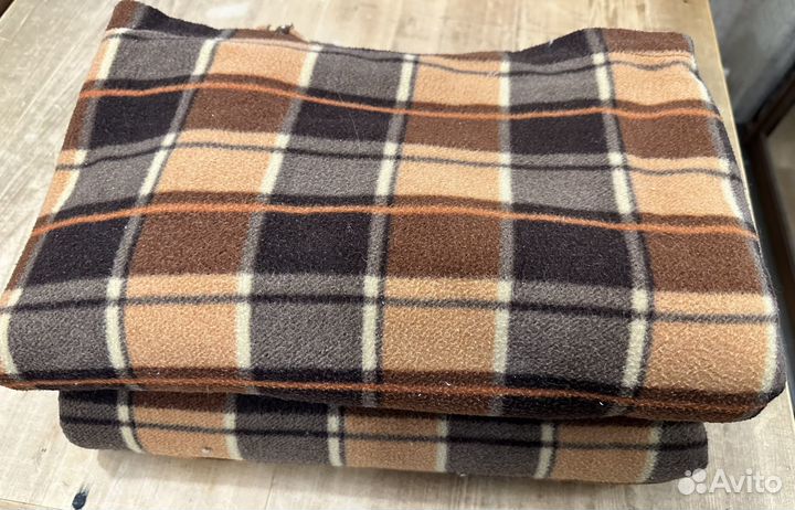 Пледы, одеяла и покрывало+шторы в спальню