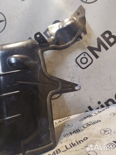 Перегородка моторного отсека правая Mercedes Gl