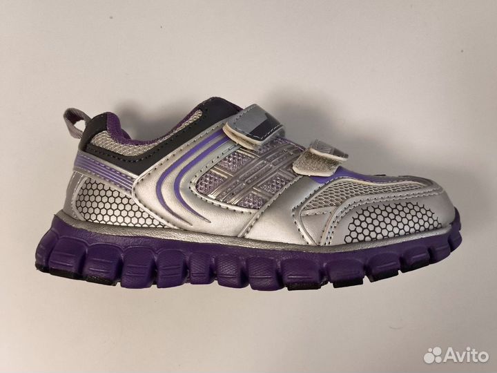 Новые кроссовки 29 размер
