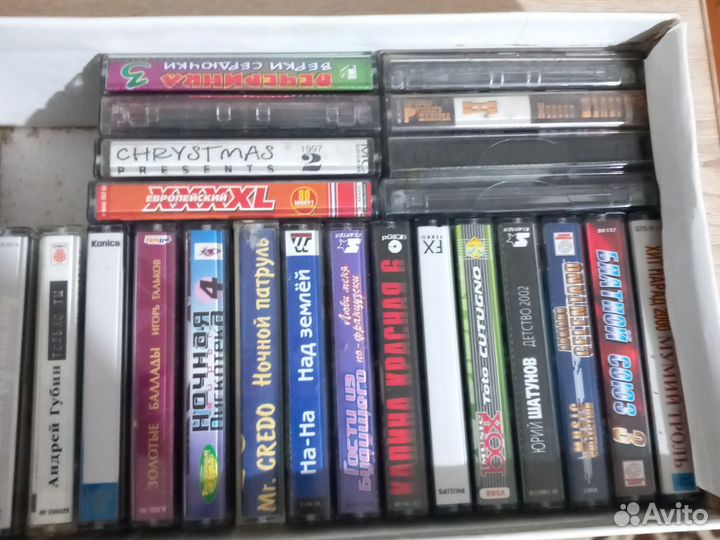 Аудиокассета из 90-х