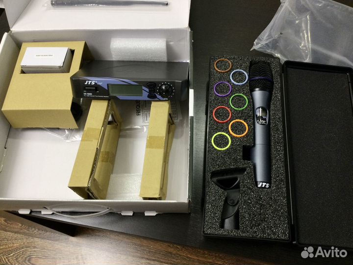 Радиомикрофон JTS