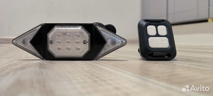 Велосипедный фонарь задний