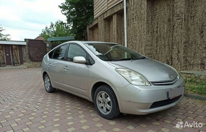 Toyota Prius 1.5 CVT, 2004, 228 000 км