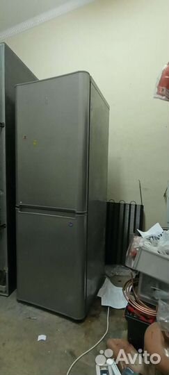 Холодильник indesit NO frost