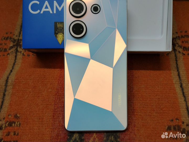 TECNO Camon 20 Pro, 8/256 ГБ