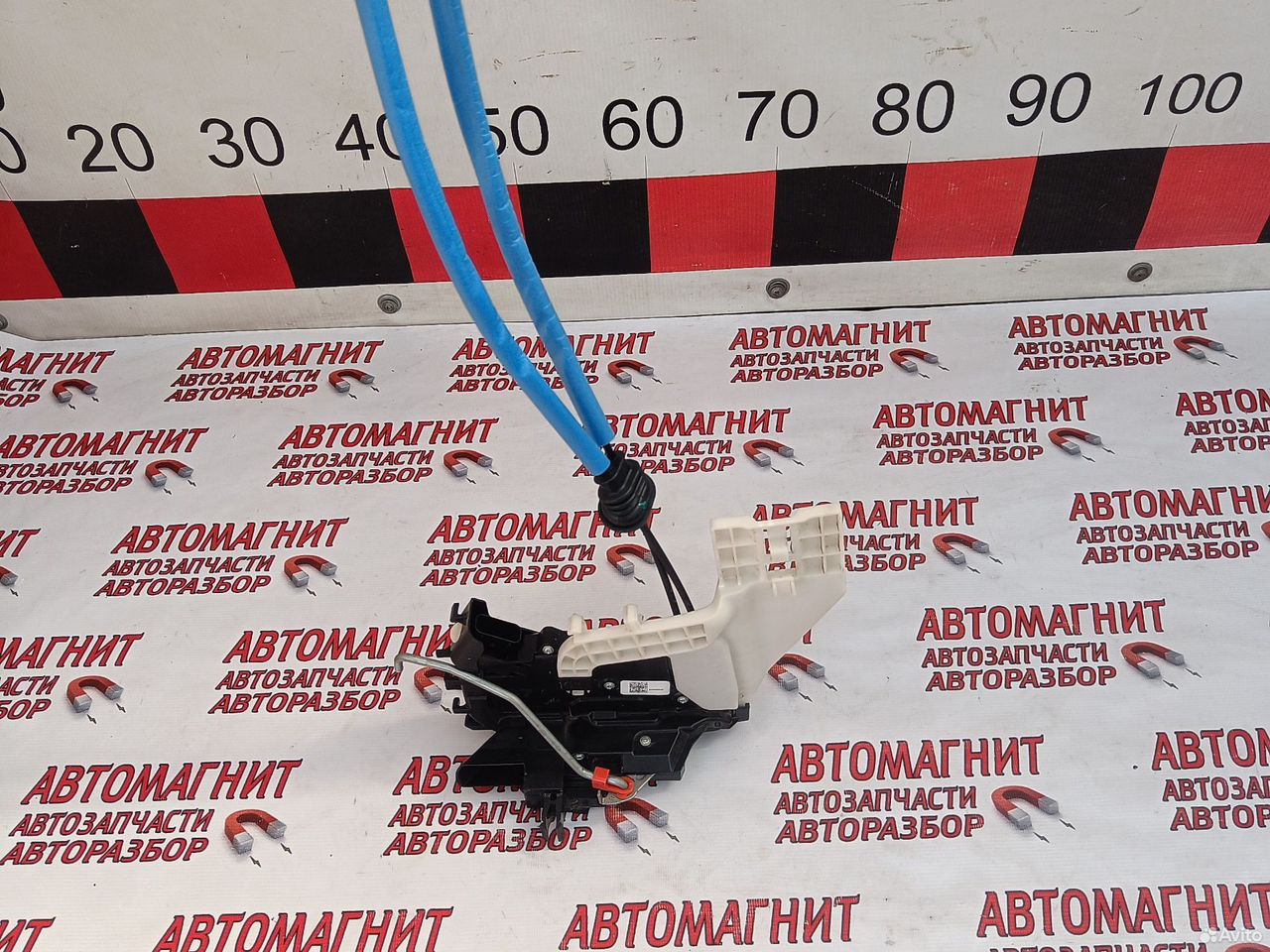 Замок двери передний правый Киа Соул 3 SK3