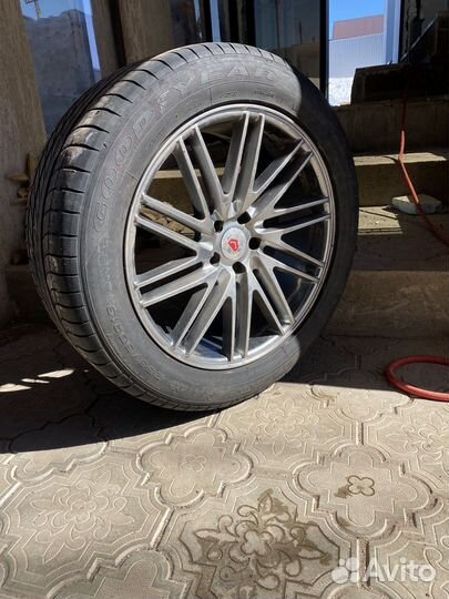 Goodyear Eagle F1 Asymmetric SUV 4x4 255/50 R19 107W