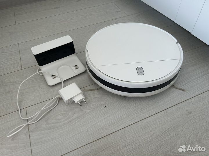 Робот- пылесос Mi Robot Vacuum - Mop Essential