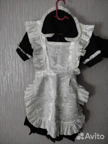 Белый школьный фартук и платье