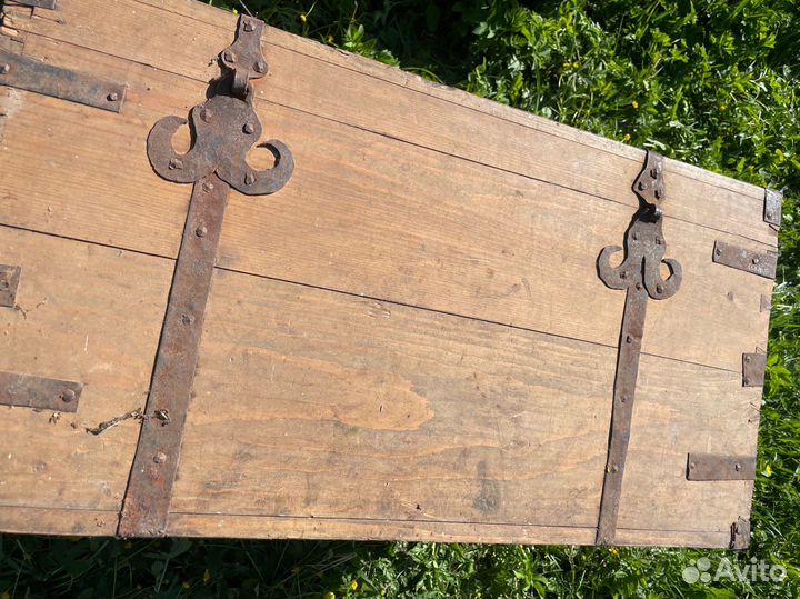 Сундук деревянный с замком старинный антикварный