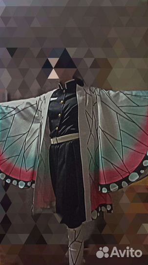 Косплей Шинобу Кочо, Клинок Рассекающий Демонов