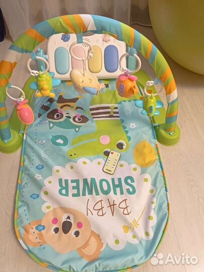 Детский коврик с пианино