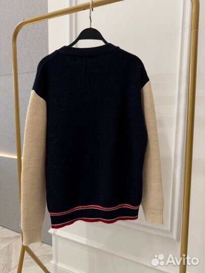 Крутой кардиган Miu Miu