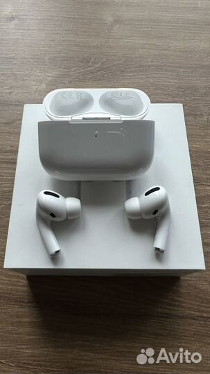 Apple airpods pro оригинал 100 + чехол