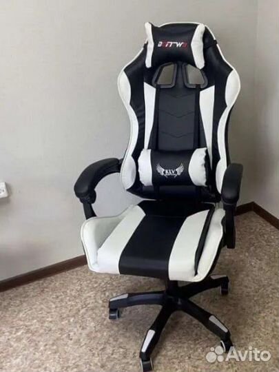 Кресло компьютерное. Игровой стул