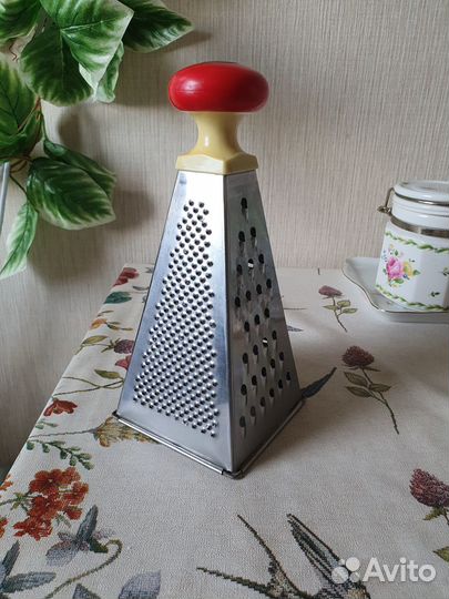 Кастрюля Vitesse и принадлежности для кухни