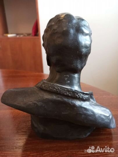 Бюст Есенина, 1960