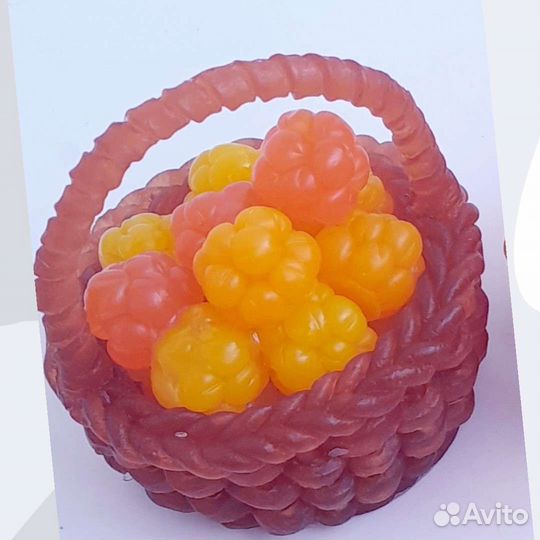 Мало ручной работы