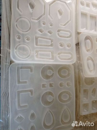 Молды силиконовые для эпоксидной смолы новые