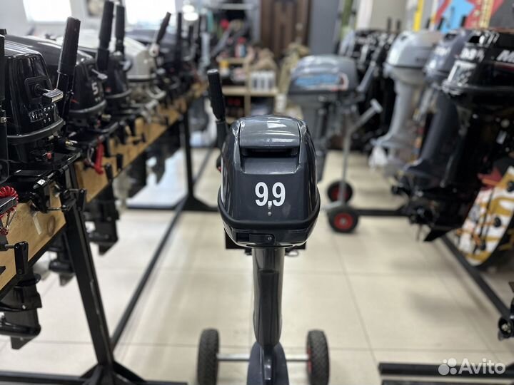 Лодочный мотор Sharmax Sharmax 9,9 витрина