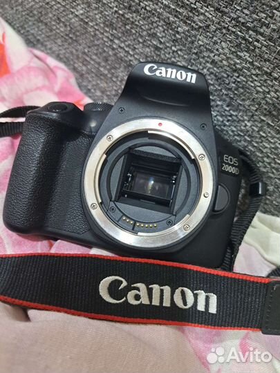 Зеркальный фотоаппарат canon eos 2000d