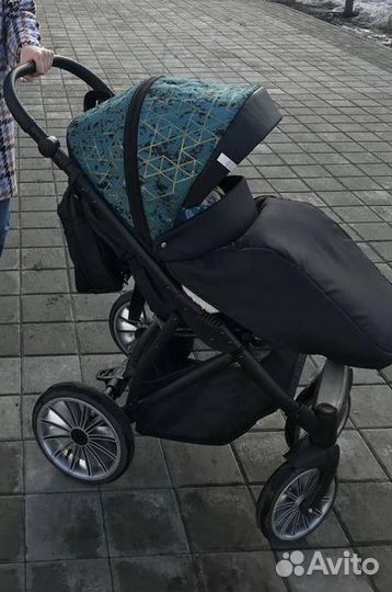 Прогулочная коляска