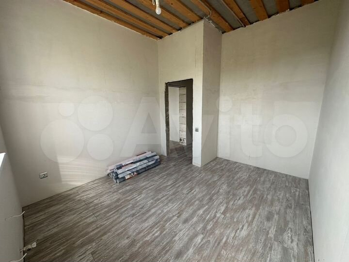 Дом 103 м² на участке 5 сот.