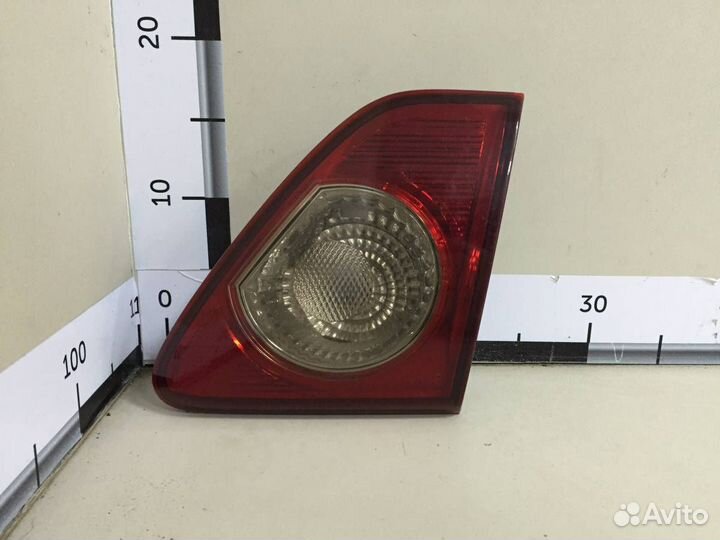 Фонарь задний внутренний правый Toyota Corolla E15