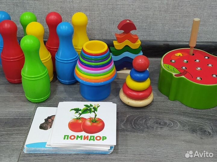 Развивающие игрушки пакетом